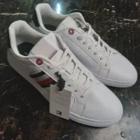 اسنیکرز تامی از نمایندگی استرالیا