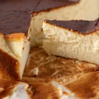 چیزکیک سن سباستین وانیلی