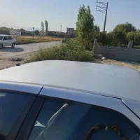 سلام خدمت عزیزان یک ماشین پژو ۴۰۵ مدل ۸۹