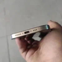 گوشی ایفون ۱۶