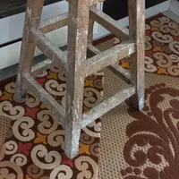چهارپابه چوبی محکم