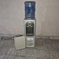 آب سردکن یخچال دار