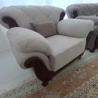 مبل ۶ نفره تازه روکش و سرویس شده