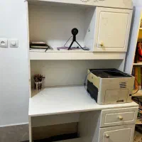 میز تحریر در حد نو