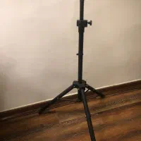 سه پایه عکاسی.بسیار قوی