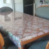 میز ناهارخوری در حد نو فروش به علت کمبود جا