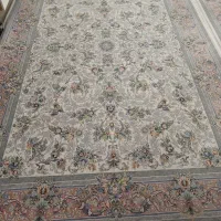 فرش ۷۰۰ شانه در حد نو
