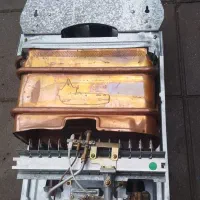 خریدار و فروشنده آبگرمکن