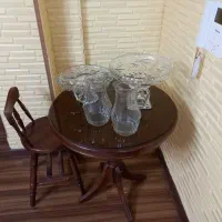 ظرف میوه‌خوری و اردو و دو عدد پارچ فرانسوی