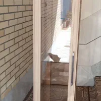 ویترین تمیز کوچک|بوفه، ویترین، کنسول|پیر بکران, |دیوار