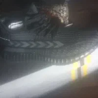 یک جفت  کتونی اسپرت اصل