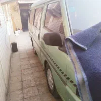 خودرو ون دلیکا