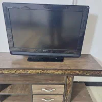 تلویزیون ال سی دی۳۲ اینچ سونی و زیر تلویزیونی|تلویزیون و پروژکتور|قروه, |دیوار