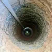 مغنی چاه کن مقنی حفرچاه سراسراحمدآبادمستوفی آدران