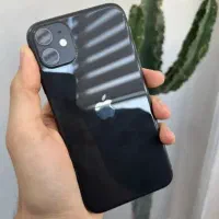 اپل iPhone 11 با حافظهٔ ۱۲۸ گیگابایت