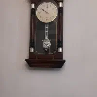 ساعت دیواری سالم