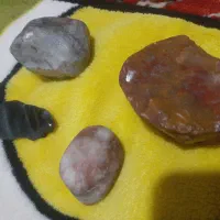 سلام سنگ قیمتی نگاه کن  بد قیمت
