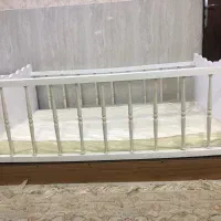 تخت گهواره ای باکمد