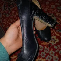 کفش پاشنه دار