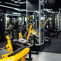 باشگاه لوکس ماکوان مختص بانوان