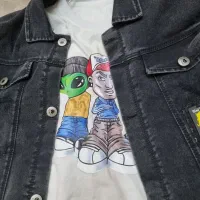 کت لی اسپرت همراه با تی شرت سفید