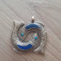 گردنبند زینتی