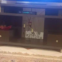 کتابخانه و لوستر و ساعت دیواری|کتابخانه، شلف، قفسه‌های دیواری|گرگان, |دیوار