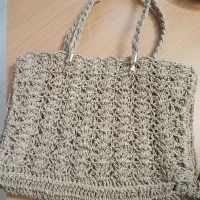 کیف دستی رافیا نو چند تا وسیله دیگه هم هست