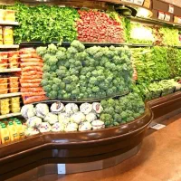 فروشنده میوه فروشی