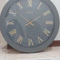 ساعت دیواری آرام گرد