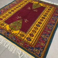 فرش دستباف طرح قشقایی وزن ۵ کیلو (مادر کرج هستیم)