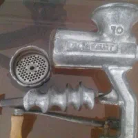 چرخ گوشت قدیمی