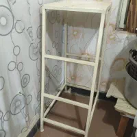 چهار پایه تمیز فلزی