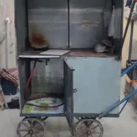 گاری چهار چرخ فروشی