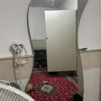 اینه بک لایت|آینه|قم, نیروگاه|دیوار