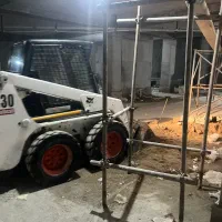 خدمات ساختمانی حمل نخاله با مینی لودر بابکت و خاور