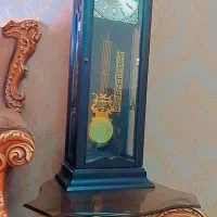 ساعت دیواری فوق‌العاده سالم