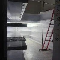 ویترینMDF با زیر شاسی آهن (فروش فوری) زیر قیمت|فروشگاه و مغازه|تهران, امین حضور|دیوار