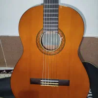 گیتار YAMAHA C40 اصلی