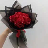 گل های ۳۵۰ تومنی تا شب یلدا