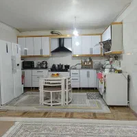 فروش آپارتمان طبقه دوم مرکز شهر