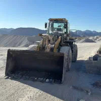 راننده لودر ماهر وفنی بلد برای لودر کوماتسو