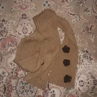 شال زنونه پشمی در حد نو ۱۷۰ تومان