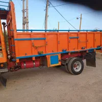 اتاق خاور