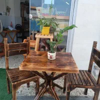 میز و صندلی و دکوریجات چوبی