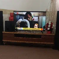 میز تلویزیون و سینما خانواده