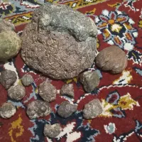 شهاب سنگ کربنی اصل