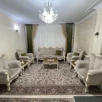 مبل و نهار خوری تمیز بدون شکستگی