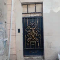 یک واحدنقلی ۷۰متری طبقه اول بالای هم کف