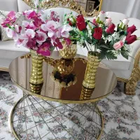 گلدانهای گل با گل